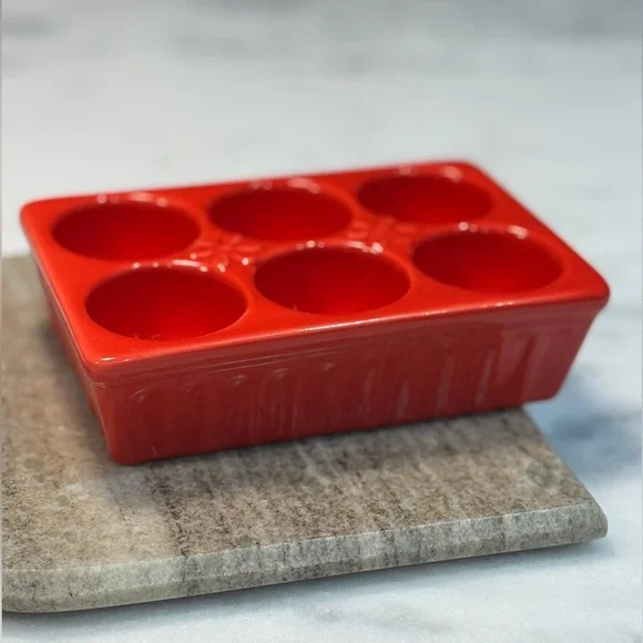 Ceramic Egg Dish “biscuit” Brand Red 1/2 dozen eggs - Picture 3 of 6